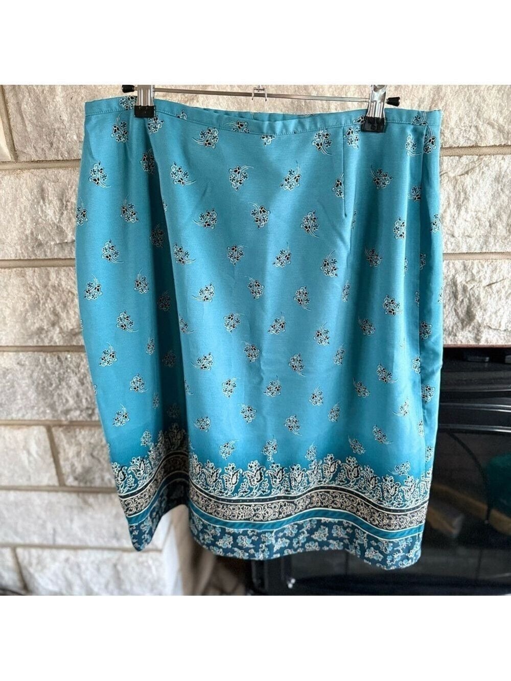 Worthington Teal Floral Skirt, Size 14 - Picture 6 of 6